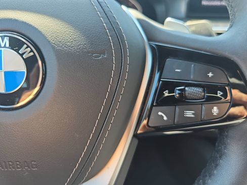 Used 2023 BMW 530i w/ Premium Package RWD image 18