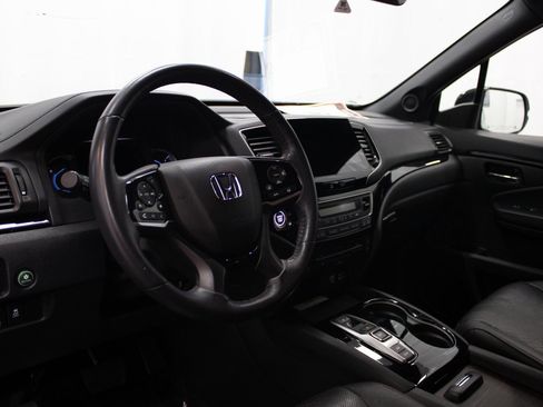 Used 2022 Honda Pilot Black Edition image 18