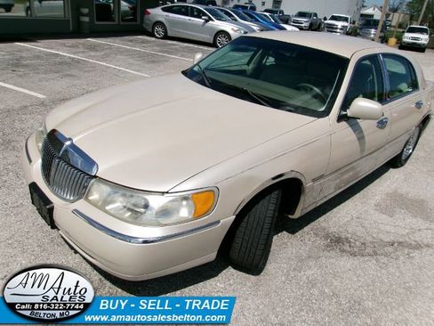 Used 2000 Lincoln Town Car Cartier RWD image 20