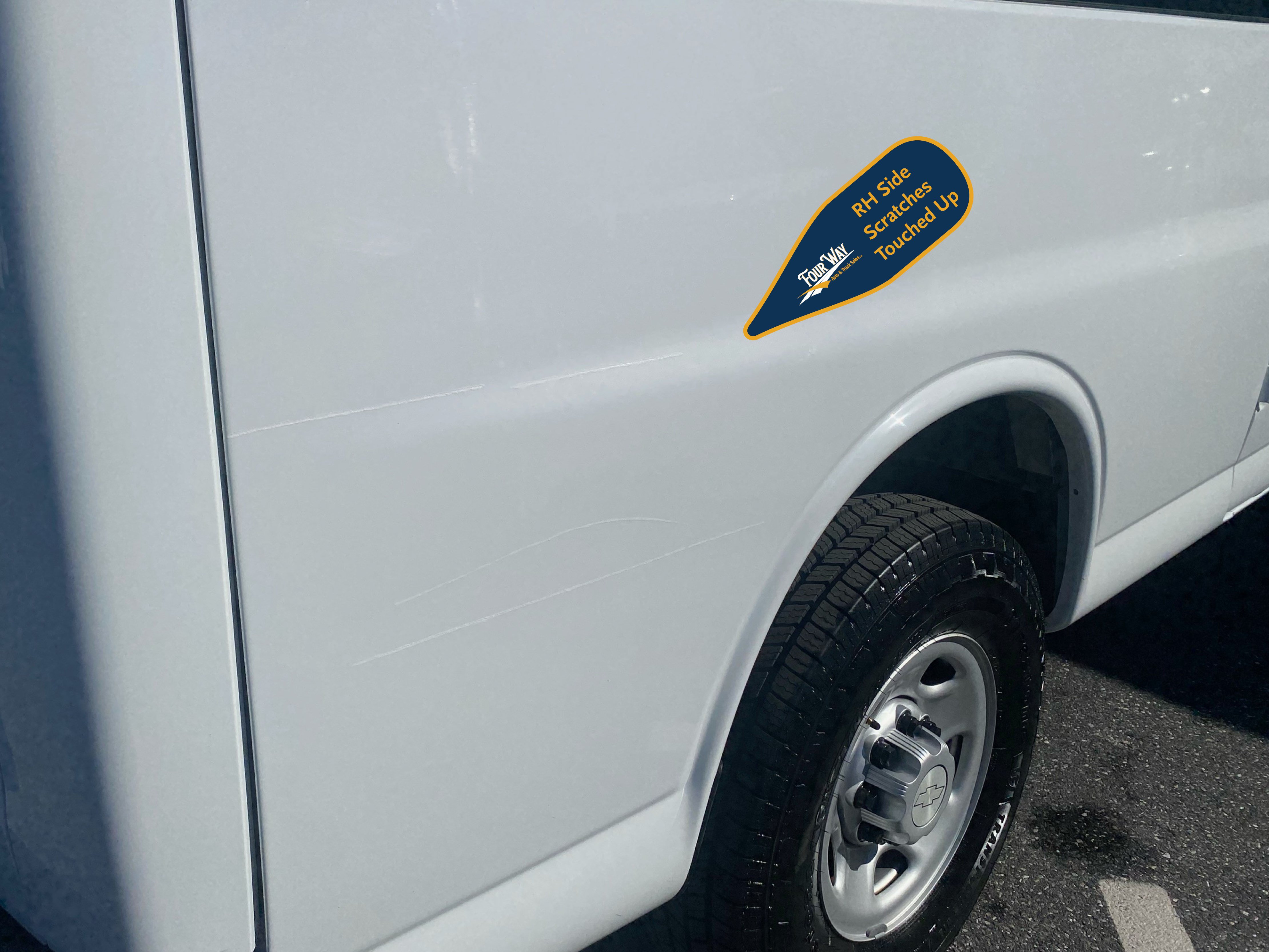 Used 2019 Chevrolet Express 3500 LS RWD image 33