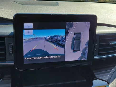 Used 2021 Ford Explorer Limited w/ Equipment Group 301A image 25