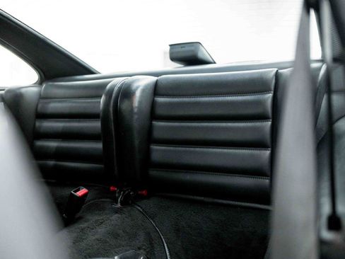 Used 1987 Porsche 911 Carrera RWD image 41