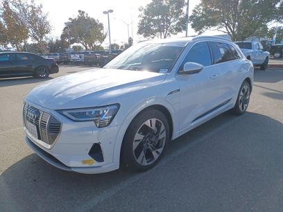 Used 2022 Audi e-tron Premium Plus w/ Premium Plus Package