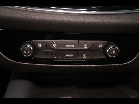 Used 2023 Buick Enclave Essence w/ Sport Touring Edition FWD image 26