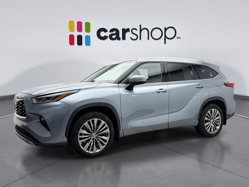 Used 2021 Toyota Highlander Platinum AWD/4WD image 1