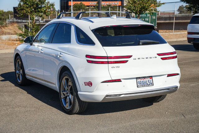 Used 2025 Genesis Electrified GV70 AWD/4WD image 2