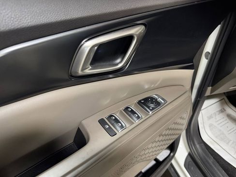 Certified 2026 Kia Carnival FWD image 14