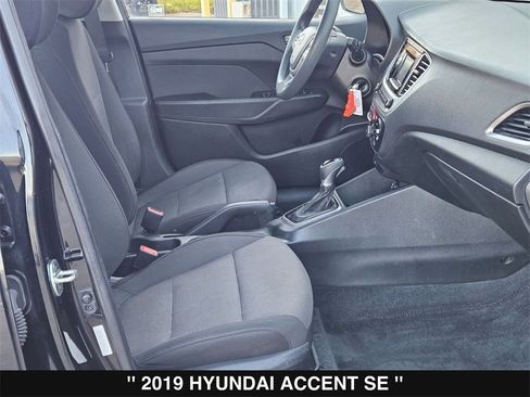 Used 2019 Hyundai Accent SE image 28