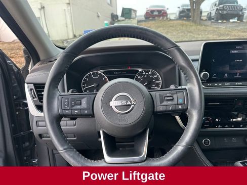 Used 2023 Nissan Rogue SL image 14