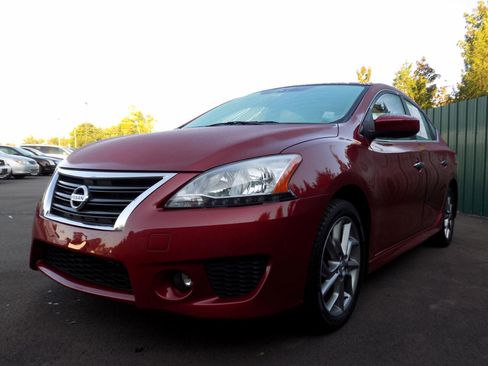 Used 2013 Nissan Sentra SR image 3