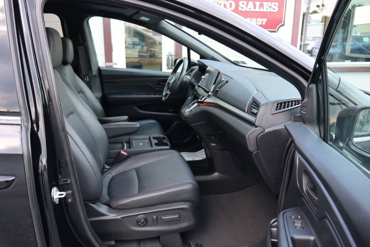Used 2025 Honda Odyssey Sport-L image 9