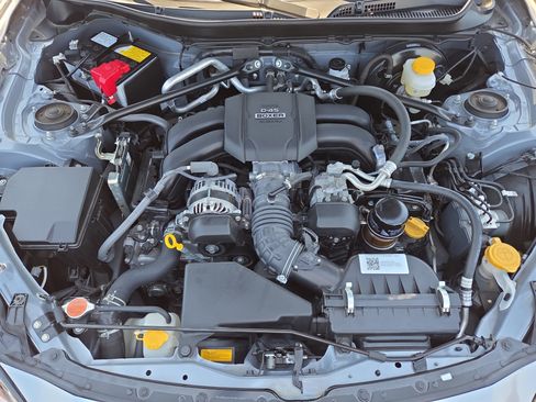 Certified 2023 Toyota GR86 w/ ALL Weather Mat Package (TMS) RWD image 26