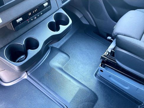 New 2025 Mercedes-Benz Sprinter 2500 image 7