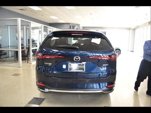 Certified 2024 MAZDA CX-90 Plug-In Hybrid w/ Premium Pkg image 3
