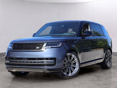 New 2025 Land Rover Range Rover Long Wheelbase SE