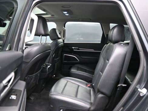 Used 2022 Kia Telluride S FWD image 25