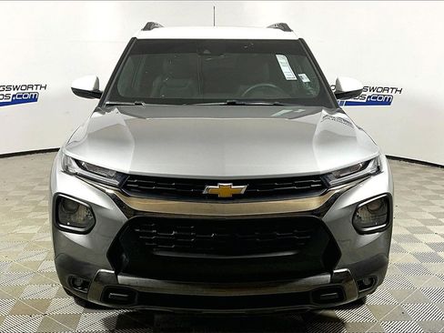 Used 2023 Chevrolet TrailBlazer ACTIV image 2