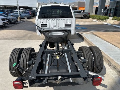 Used 2024 Ford F550 4x4 SuperCab Super Duty image 6