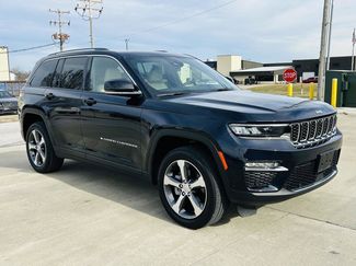 Used 2023 Jeep Grand Cherokee Limited w/ Luxury Tech Group II video 2