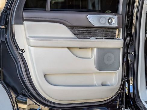 Used 2022 Lincoln Navigator L Black Label image 54