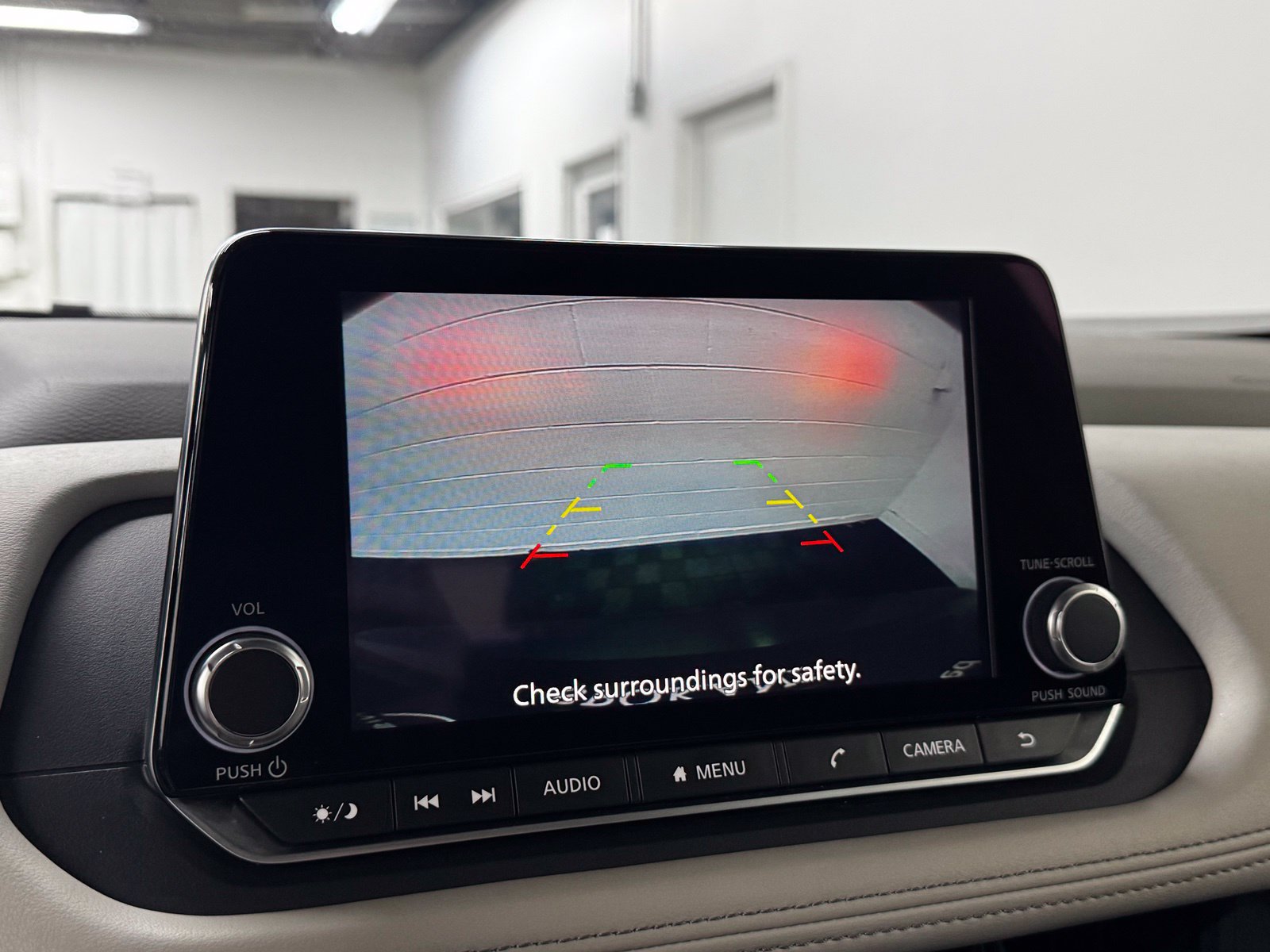 Certified 2025 Nissan Rogue SV AWD/4WD image 15