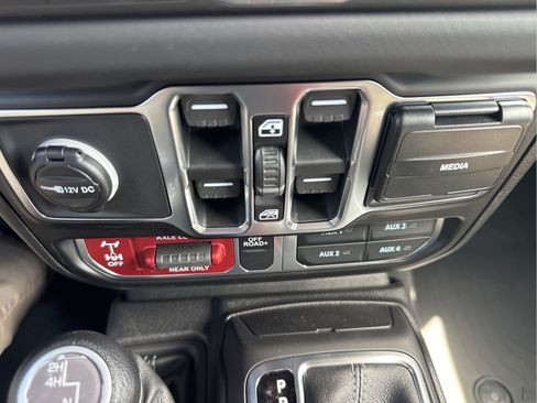 New 2026 Jeep Gladiator Mojave AWD/4WD image 26