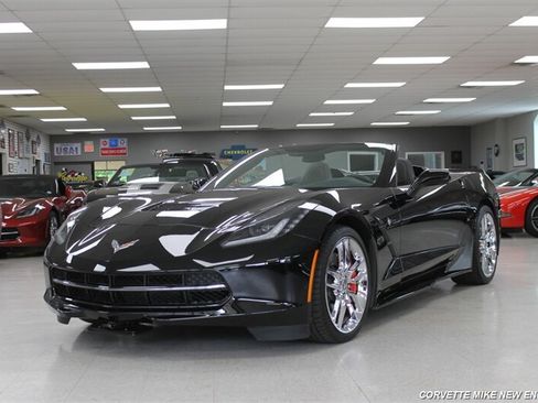 Used 2014 Chevrolet Corvette Stingray Convertible RWD image 2