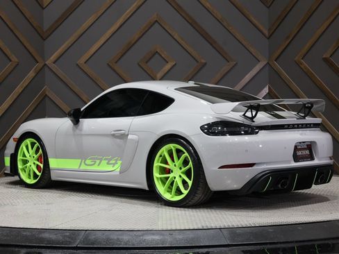 Used 2021 Porsche 718 Cayman GT4 w/ Light Design Package image 3