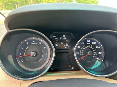 Used 2012 Hyundai Elantra GLS w/ Preferred Pkg 3 image 23