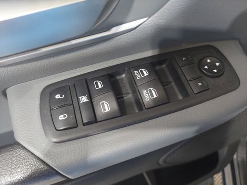 Used 2020 RAM 1500 Big Horn AWD/4WD image 16