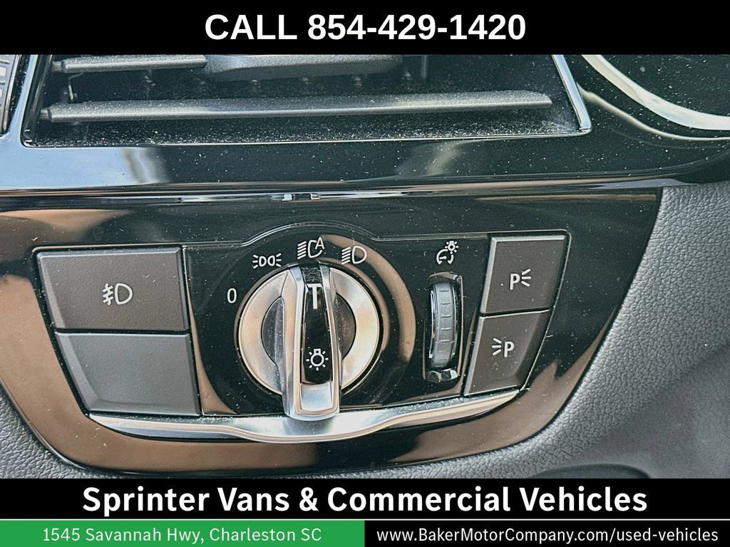 Used 2019 BMW 540i xDrive w/ M Sport Package AWD/4WD image 11