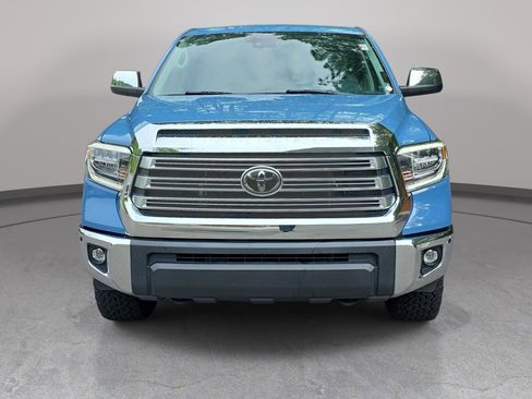 Used 2020 Toyota Tundra Limited w/ Limited Premium Package AWD/4WD image 4