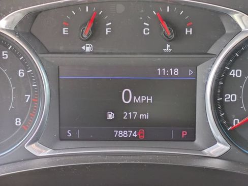 Used 2022 Chevrolet Traverse LT FWD image 21