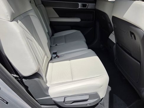 Used 2026 Hyundai Santa Fe SEL FWD image 19
