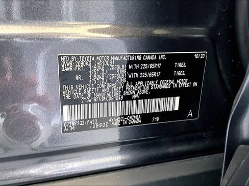Used 2021 Toyota RAV4 XLE w/ XLE Grade Weather Package FWD image 19