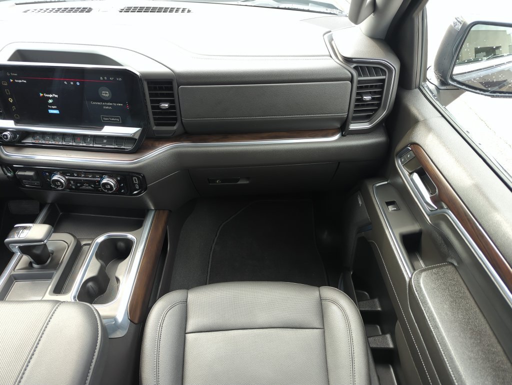 Used 2024 GMC Sierra 1500 SLT RWD image 15