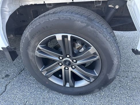 Used 2022 Ford F150 XLT w/ Equipment Group 302A High image 20