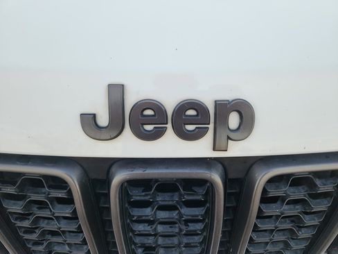 Used 2021 Jeep Grand Cherokee High Altitude image 24