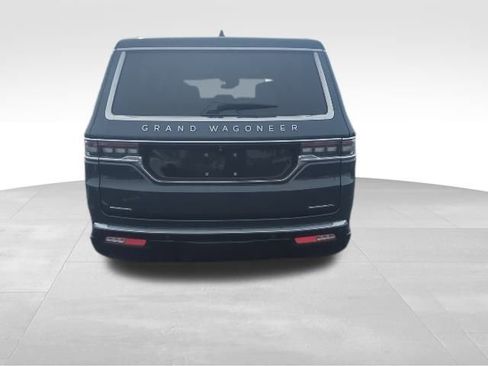 Used 2023 Jeep Grand Wagoneer L Series II w/ Convenience Group III image 7