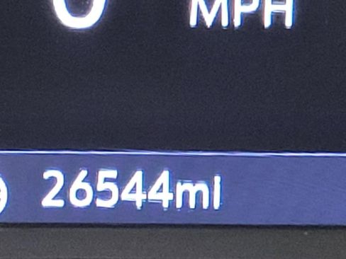 Certified 2024 Chevrolet Equinox RS image 2