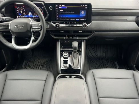 Used 2026 Chevrolet Colorado Trail Boss image 4