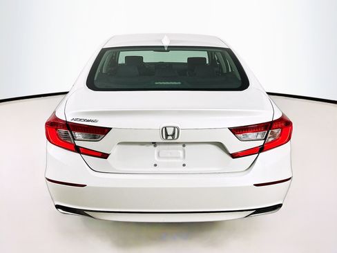 Used 2018 Honda Accord LX image 7