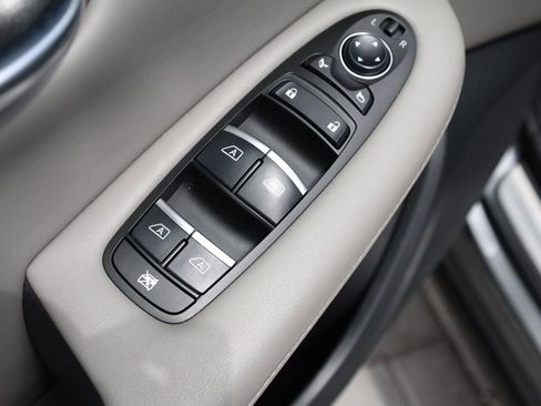 Certified 2023 INFINITI QX50 Luxe image 12