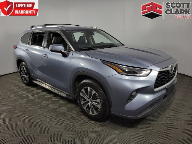 Used 2021 Toyota Highlander XLE FWD 360° Tour