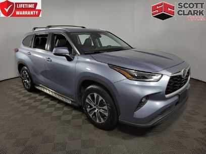 Used 2021 Toyota Highlander XLE