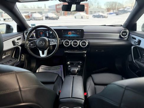 Used 2021 Mercedes-Benz CLA 250 4MATIC image 12