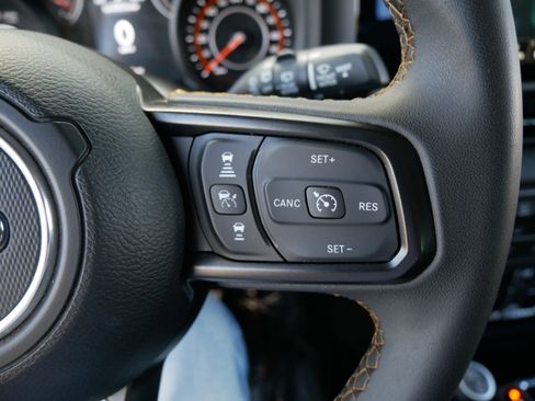 Used 2024 Jeep Wrangler Sport S image 28