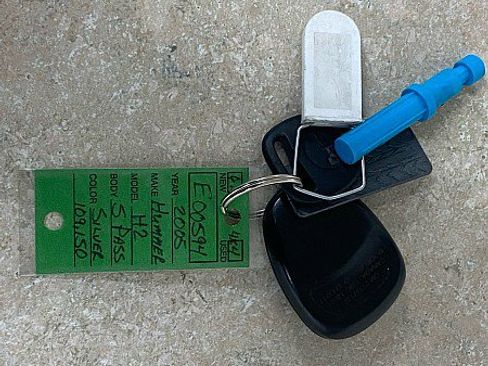 Used 2005 HUMMER H2 w/ Preferred Equipment Group image 24