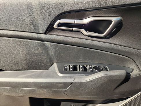 New 2026 Kia Sportage S image 15