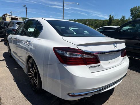 Used 2016 Honda Accord Sport image 12